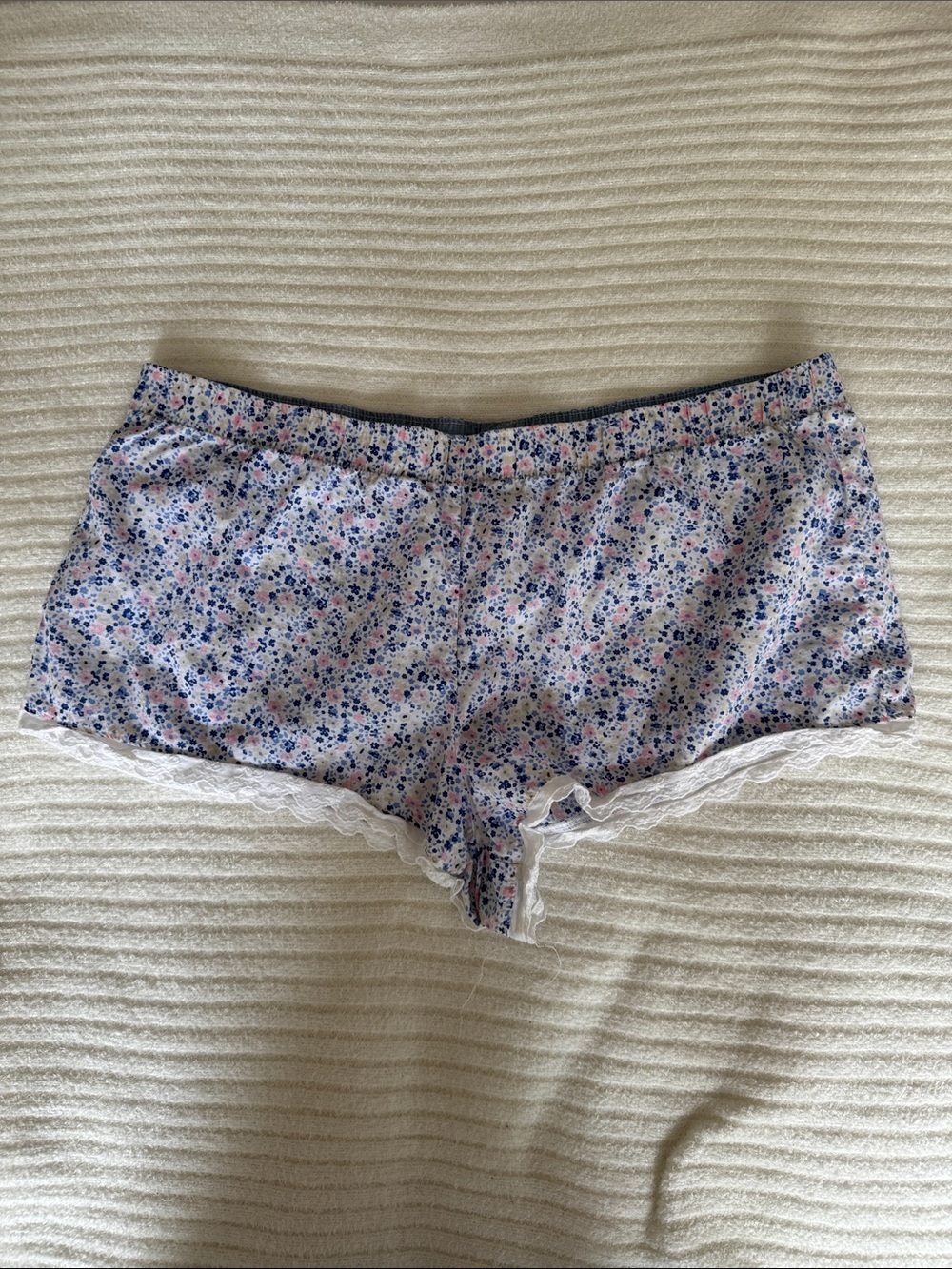 VICTORIA’S SECRET | Floral Lace-Trim Cotton Sleep Shorts - Pink & Blue Medium